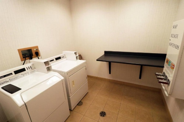 Fairfield Inn & Suites by Marriott Des Moines Airport image 18