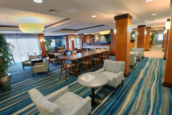 Fairfield Inn & Suites by Marriott Des Moines Airport image 20